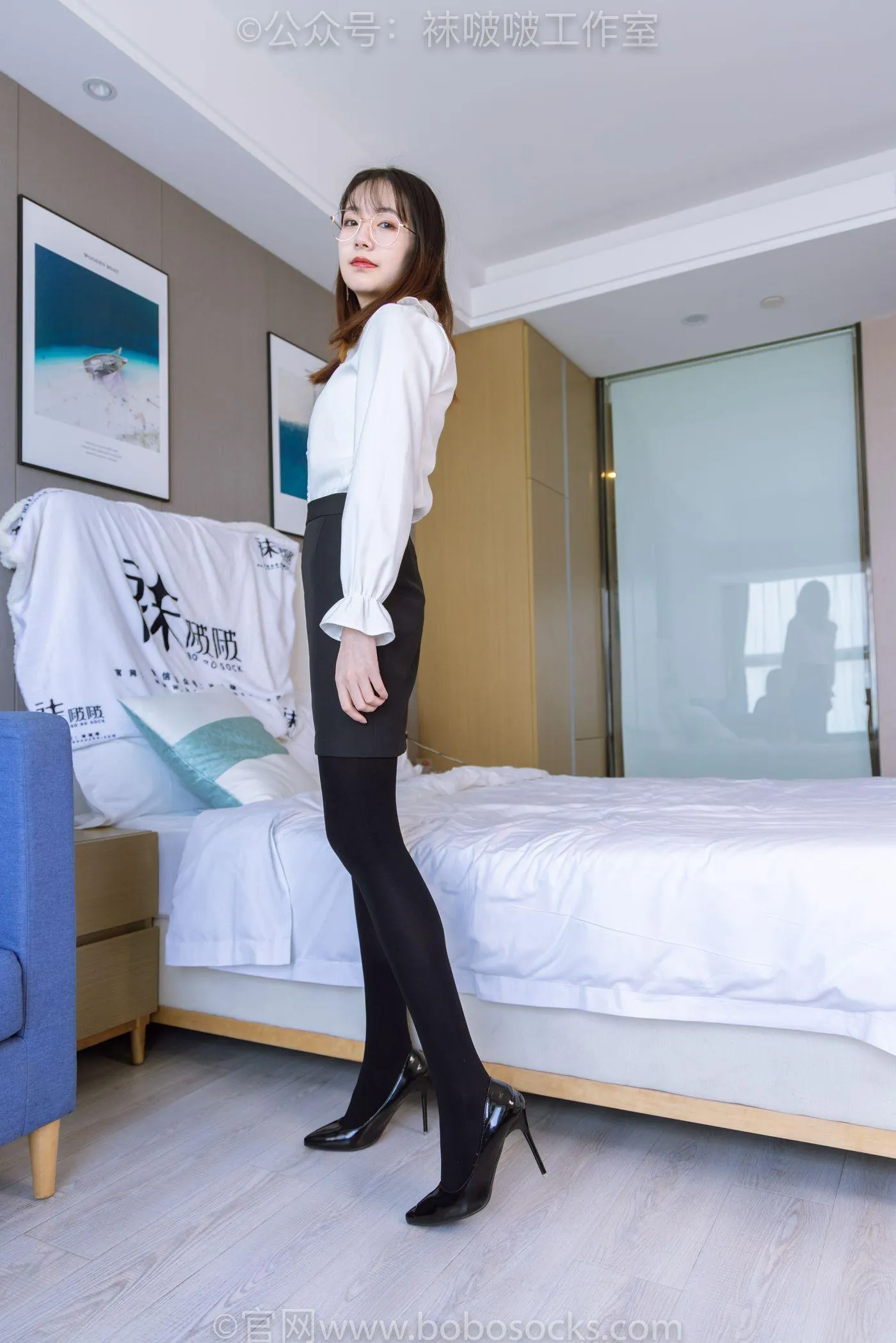 [BoBoSocks袜啵啵]NO.090 小甜豆-高跟鞋、厚黑丝 [140P]插图